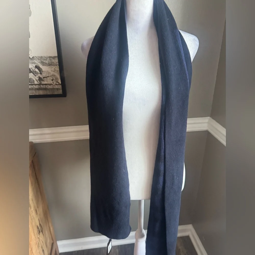 NWT Hugo Boss Nebbio Logo Wool-Blend Logo Knit Scarf Dark Blue | Unisex Navy